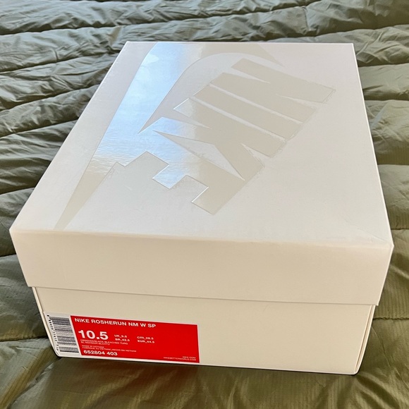 NWB! Dead Stock Nike Tech fleece Rosherun NM W SP - Picture 2 of 9